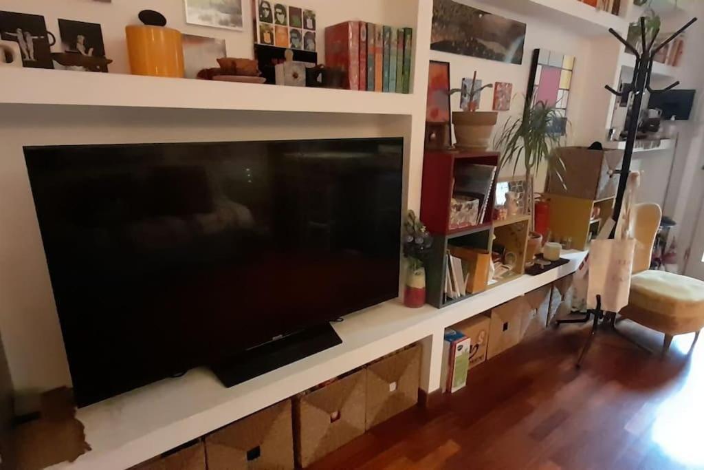 Appartement Bilocale - Zona Isola
